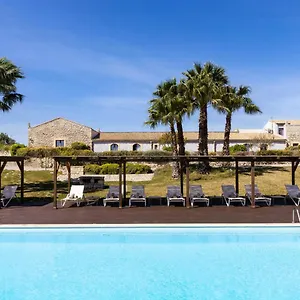 https://casal-di-noto-resort.sicilyhotelsitaly.net