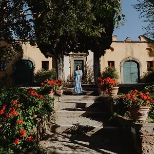 https://relais-il-falconiere.it-tuscanyhotel.com